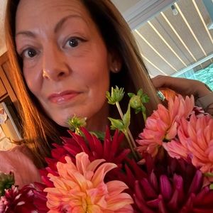 Meet your Posher, Laurel